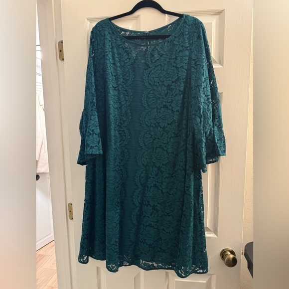 Lane Bryant Lace Dress size 26 - Picture 1 of 3